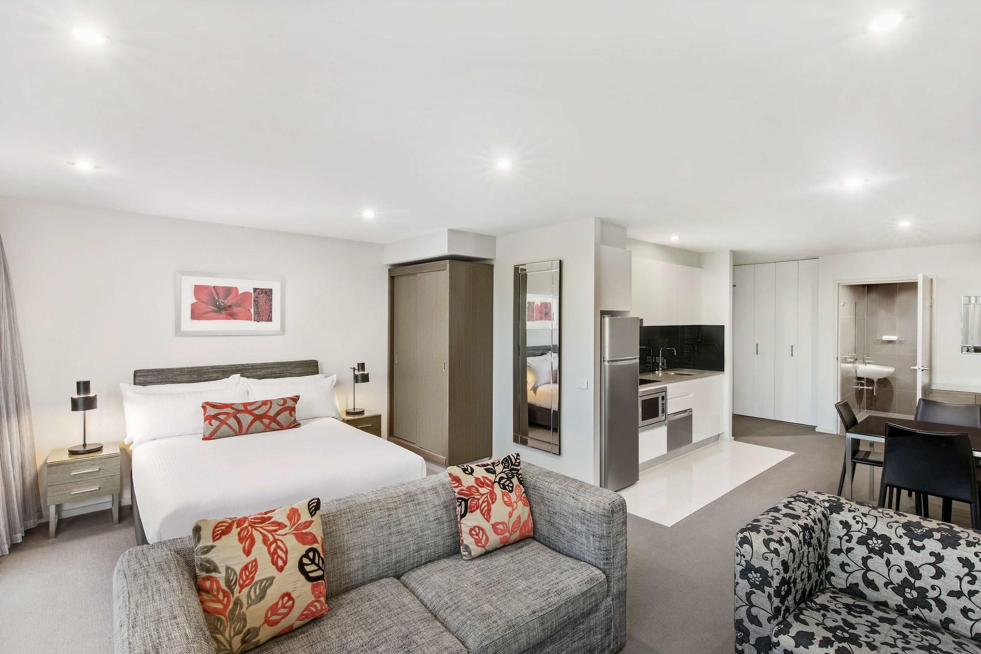 Adina Serviced Apartments Canberra Dickson Bagian luar foto