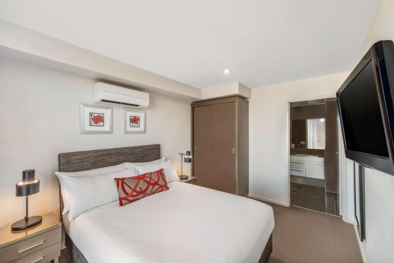 Adina Serviced Apartments Canberra Dickson Bagian luar foto